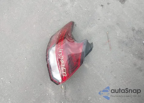 2023 Nissan Kicks Sr Xtronic Cvt from USA, damaged, VIN 3N1CP5DV3PL549817